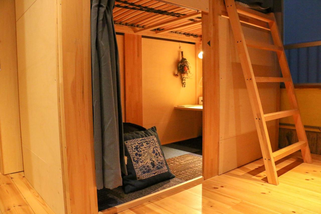 Konyamachi Guest House Kuku ทากามัตสึ ภายนอก รูปภาพ