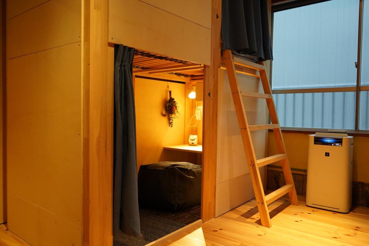 Konyamachi Guest House Kuku ทากามัตสึ ภายนอก รูปภาพ