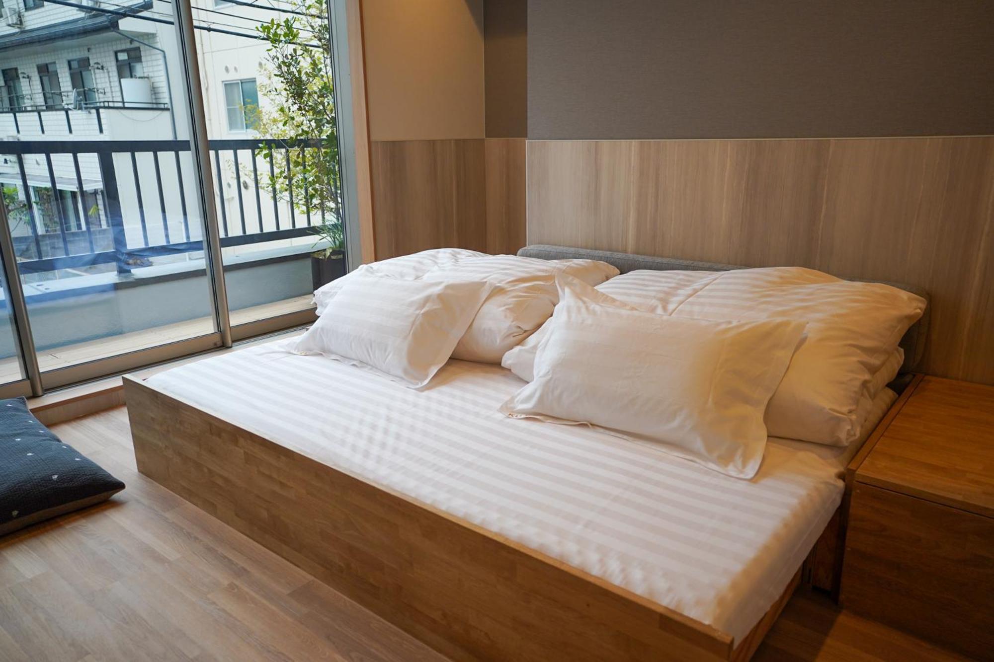 Konyamachi Guest House Kuku ทากามัตสึ ภายนอก รูปภาพ