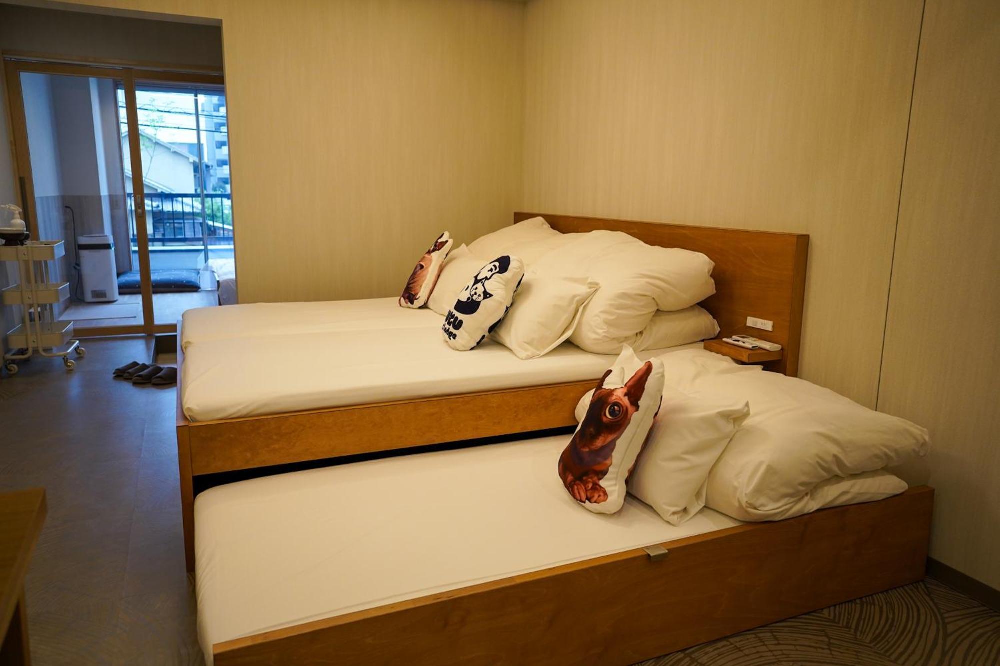 Konyamachi Guest House Kuku ทากามัตสึ ภายนอก รูปภาพ