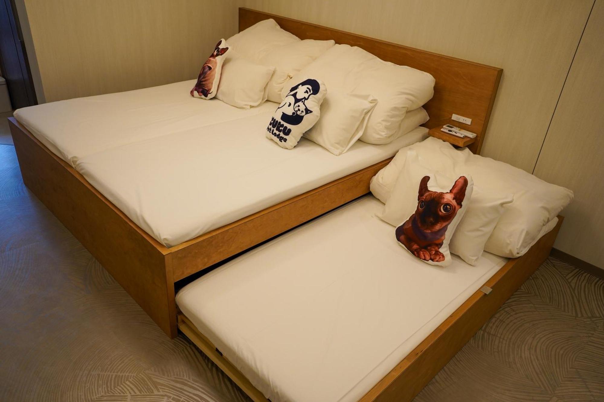Konyamachi Guest House Kuku ทากามัตสึ ภายนอก รูปภาพ