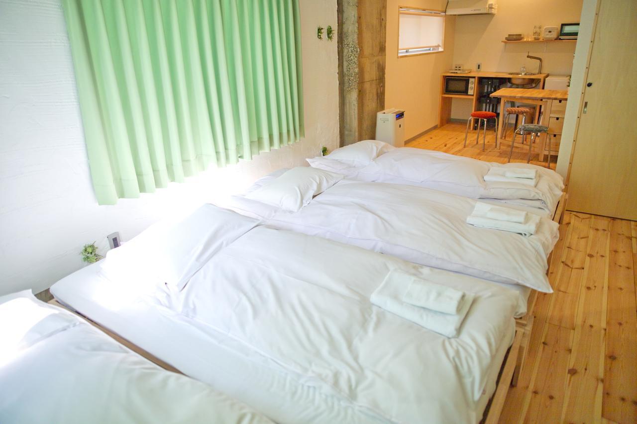 Konyamachi Guest House Kuku ทากามัตสึ ภายนอก รูปภาพ